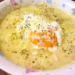 アレンジ☆クリームシチューでカルボナーラ風スープ